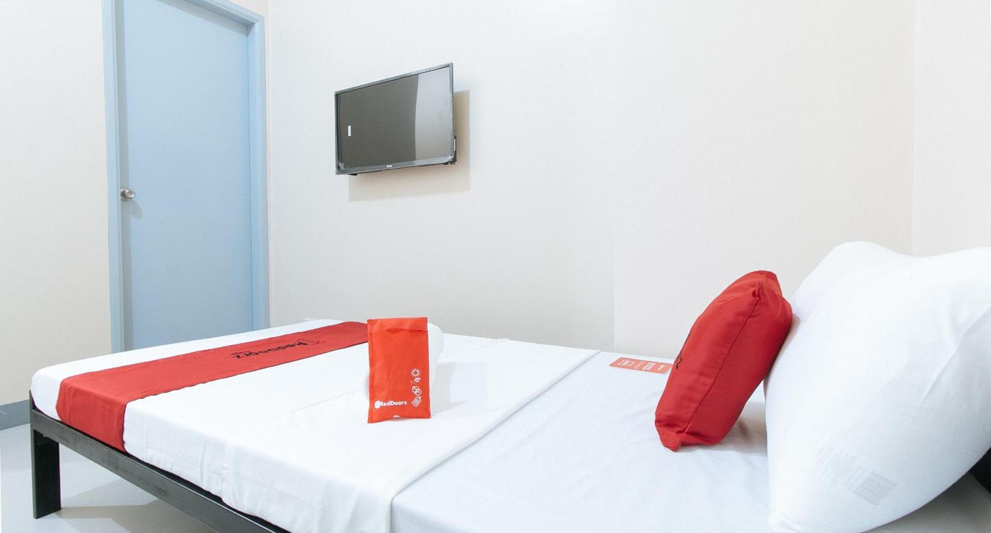 Reddoorz Plus @ Torre De Manuel Residences 1 Quezon City Εξωτερικό φωτογραφία